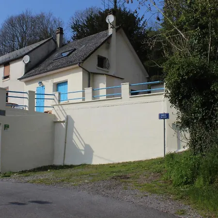Au Bord De L'eau Avec Terrasse Et Cheminee - Fr-1-532-18 Holiday home *